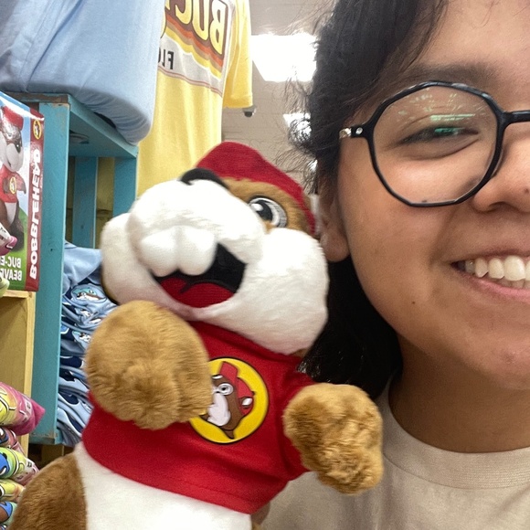 Meet your Posher, Jessica - Picture 1 of 1